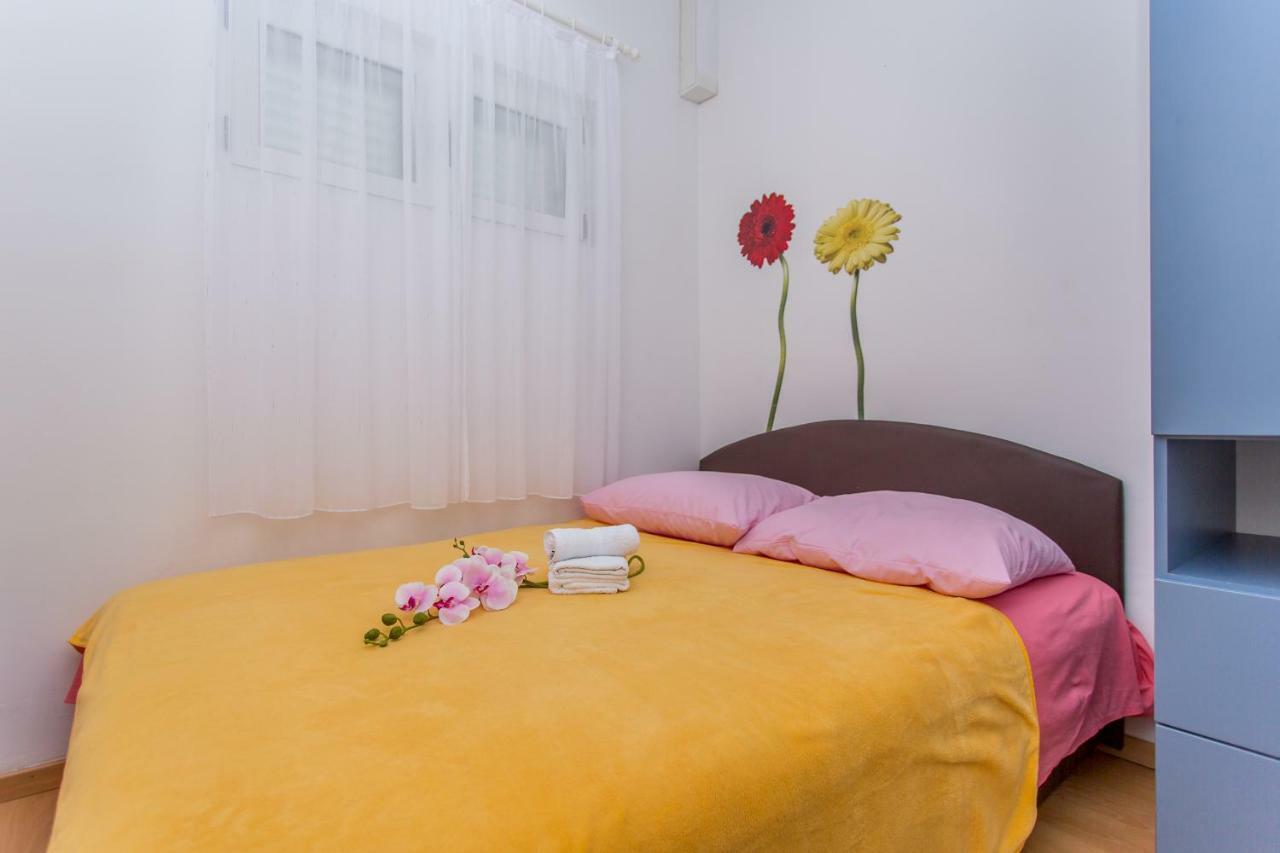 Snjezana Apartment Makarska