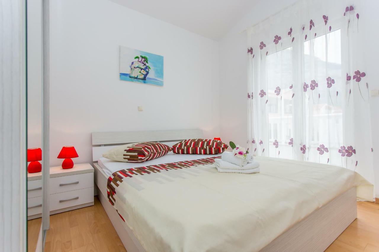 Snjezana Apartment Makarska