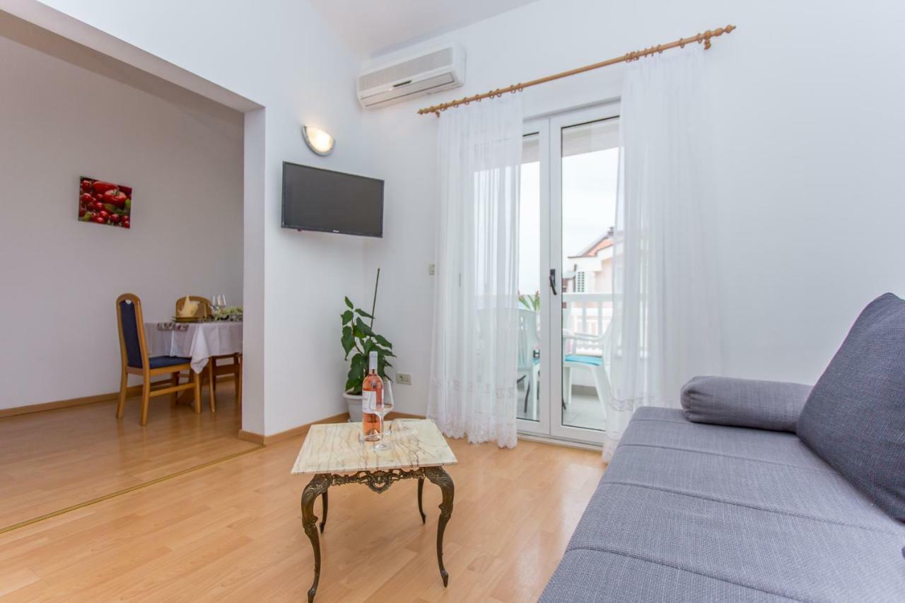 Snjezana Apartment Makarska
