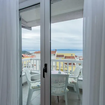 Apartments Snjezana Makarska Exterior photo