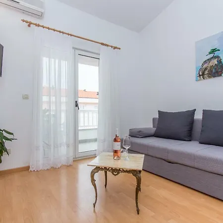 Apartments Snjezana Makarska Exterior photo