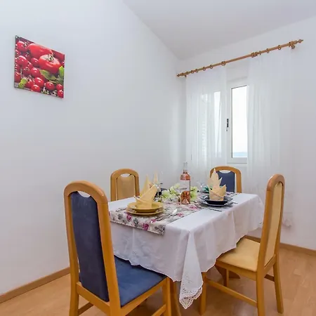 Apartments Snjezana Makarska Exterior photo