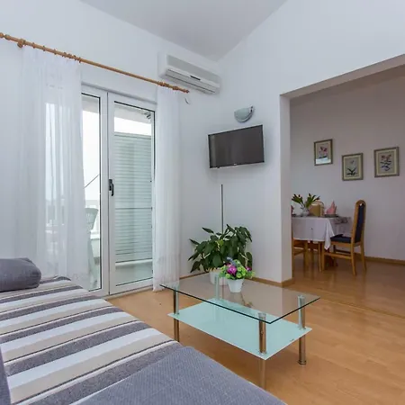 Apartments Snjezana Makarska Exterior photo