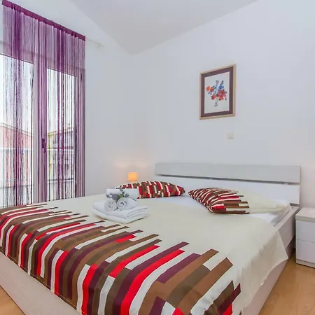 Apartments Snjezana Makarska Exterior photo