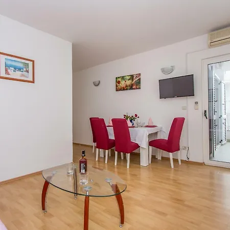 Apartments Snjezana Makarska Exterior photo