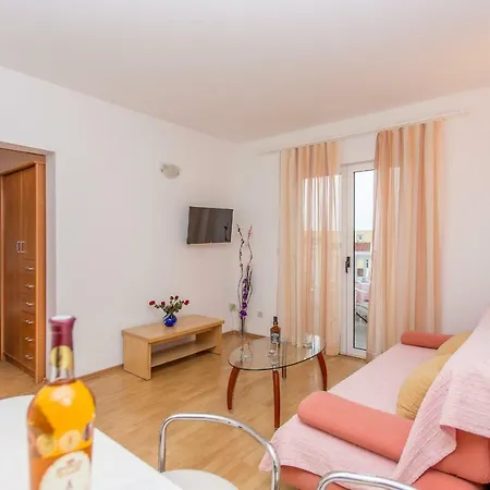 Apartments Snjezana Makarska Exterior photo
