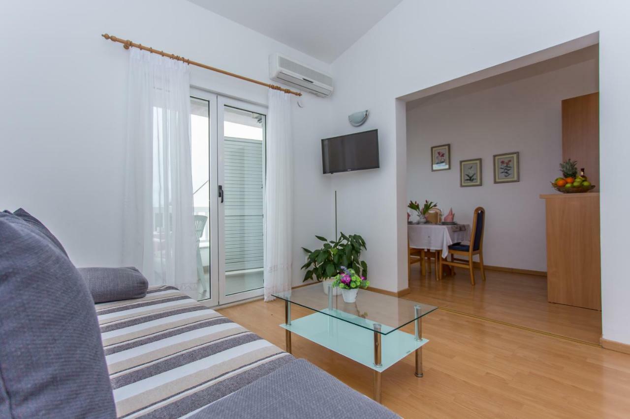 Snjezana Apartment Makarska