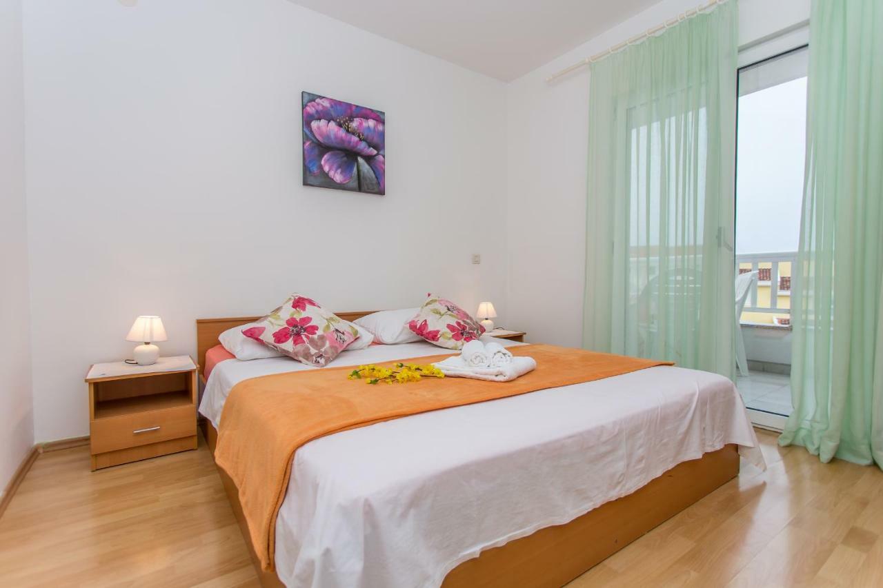 Snjezana Apartment *