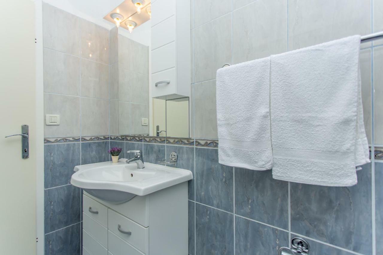 Apartment Snjezana Makarska